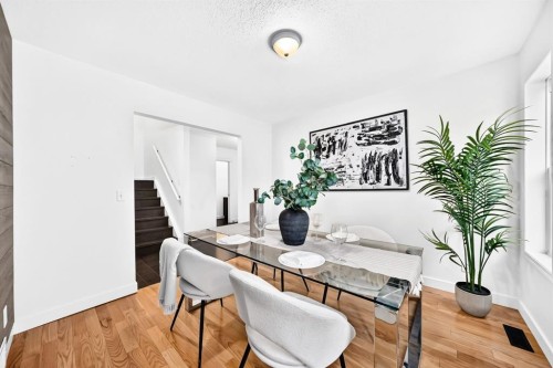 262 Coventry Court Ne, Calgary, AB - Indoor Photo Showing Dining Room