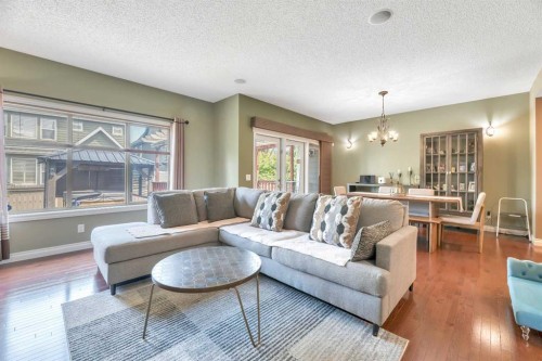 331 Mahogany Court Se, Calgary, AB - Indoor Photo Showing Living Room