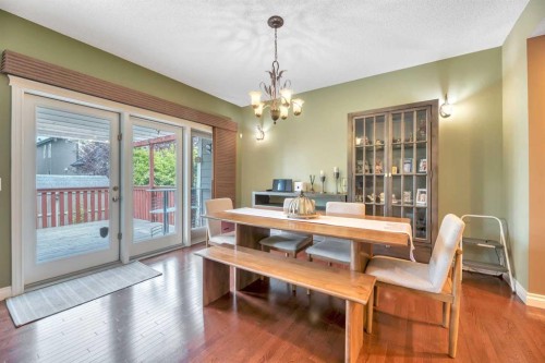 331 Mahogany Court Se, Calgary, AB - Indoor Photo Showing Dining Room
