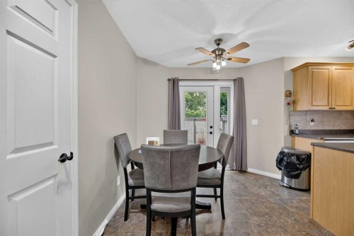 41 Deer Coulee Drive, Didsbury, AB - Indoor