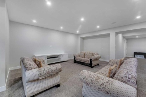 32 Waterford Terrace, Chestermere, AB - Indoor