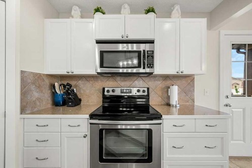 13061 Coventry Hills Way Ne, Calgary, AB - Indoor Photo Showing Kitchen