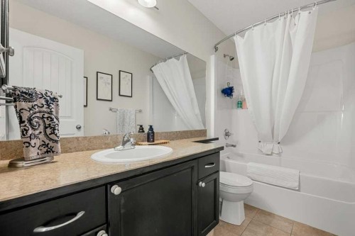 13061 Coventry Hills Way Ne, Calgary, AB - Indoor Photo Showing Bathroom