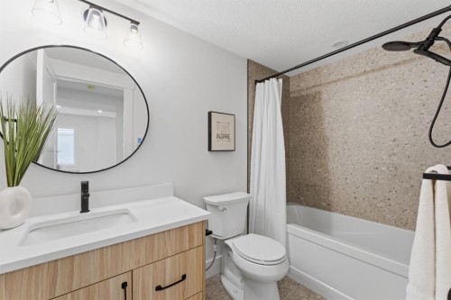 12 Prominence Point Sw, Calgary, AB - Indoor Photo Showing Bathroom
