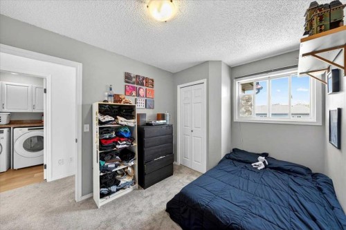 194 Everoak Gardens Sw, Calgary, AB - Indoor