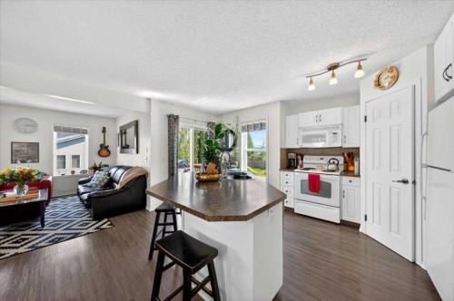 194 Everoak Gardens Sw, Calgary, AB - Indoor