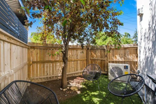 2-4733 17 Avenue Nw, Calgary, AB - Outdoor