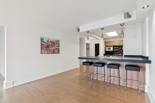 204-328 Cedar Crescent Sw, Calgary, AB - Indoor Photo Showing Kitchen