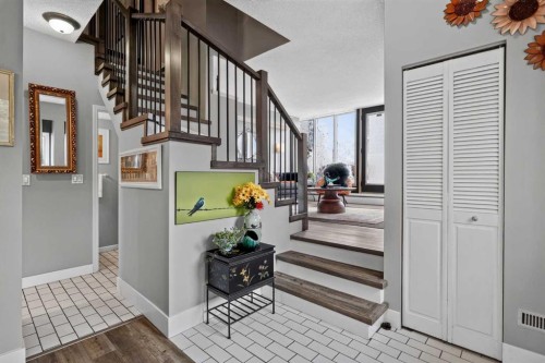 107-1615 13 Avenue Sw, Calgary, AB - Indoor Photo Showing Other Room