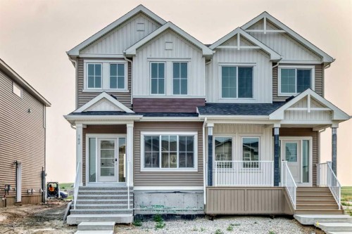 182 Lanark Gate Se, Airdrie, AB - Outdoor With Facade