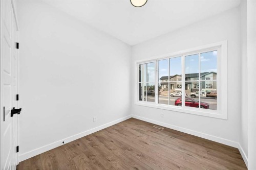 182 Lanark Gate Se, Airdrie, AB - Indoor Photo Showing Other Room