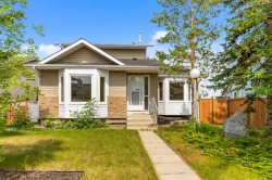 226 Sandstone Drive NW Calgary, AB T3K 3B9
