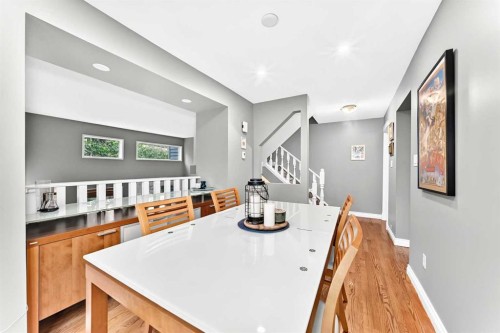 213 Point Mckay Terrace Nw, Calgary, AB - Indoor Photo Showing Dining Room