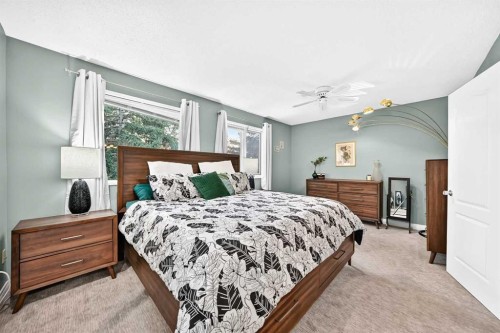 213 Point Mckay Terrace Nw, Calgary, AB - Indoor Photo Showing Bedroom