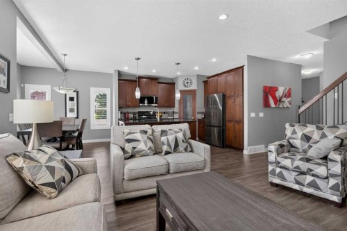 234 Pantego Way Nw, Calgary, AB - Indoor Photo Showing Living Room