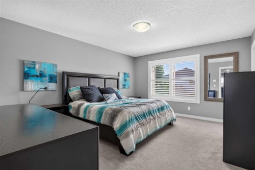 234 Pantego Way Nw, Calgary, AB - Indoor Photo Showing Bedroom