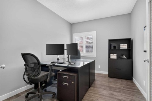 234 Pantego Way Nw, Calgary, AB - Indoor Photo Showing Office