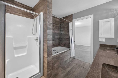 168 Covepark Rise Ne, Calgary, AB - Indoor Photo Showing Bathroom