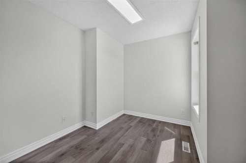 168 Covepark Rise Ne, Calgary, AB - Indoor Photo Showing Other Room