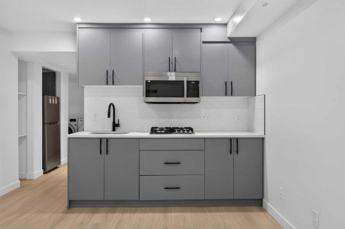 168 Covepark Rise Ne, Calgary, AB - Indoor Photo Showing Kitchen With Upgraded Kitchen