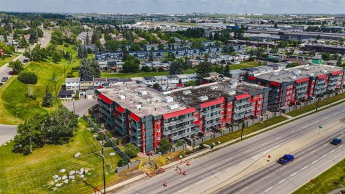 417-333 Garry Crescent Ne, Calgary, AB - Outdoor With View