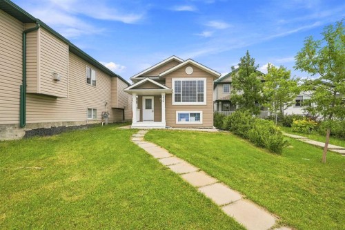 176 Taracove Estate Drive Ne, Calgary, AB - Outdoor With Facade
