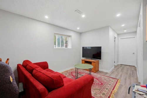 176 Taracove Estate Drive Ne, Calgary, AB - Indoor