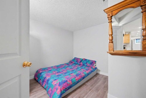 176 Taracove Estate Drive Ne, Calgary, AB - Indoor Photo Showing Bedroom