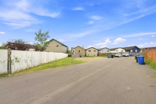 176 Taracove Estate Drive Ne, Calgary, AB - Outdoor
