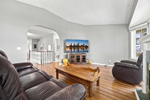 128 Sienna Park Green Sw, Calgary, AB - Indoor Photo Showing Living Room