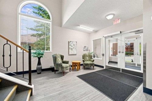 128 Sienna Park Green Sw, Calgary, AB - Indoor Photo Showing Other Room