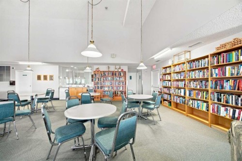 128 Sienna Park Green Sw, Calgary, AB - Indoor