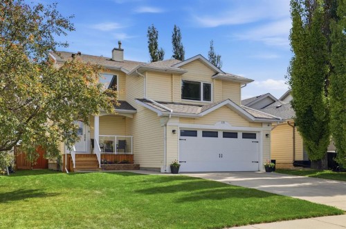 135 Douglas Woods Hill Se, Calgary, AB - Outdoor