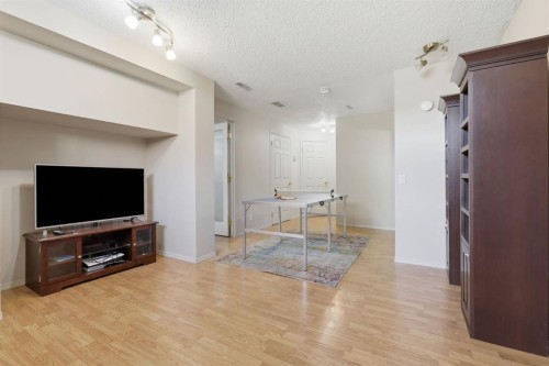 135 Douglas Woods Hill Se, Calgary, AB - Indoor