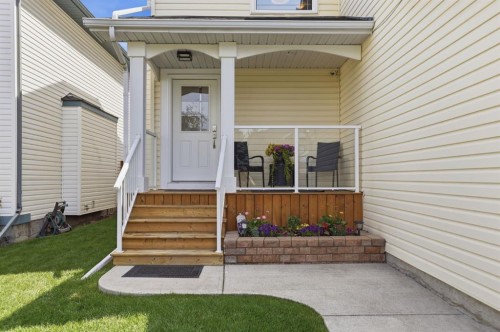 135 Douglas Woods Hill Se, Calgary, AB - Outdoor With Deck Patio Veranda With Exterior