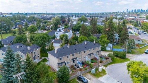 102-1835 10 Avenue Se, Calgary, AB - Outdoor With View