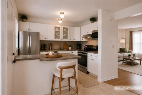102-1835 10 Avenue Se, Calgary, AB - Indoor Photo Showing Kitchen