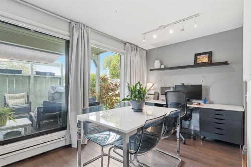 214-10120 Brookpark Boulevard Sw, Calgary, AB - Indoor Photo Showing Office
