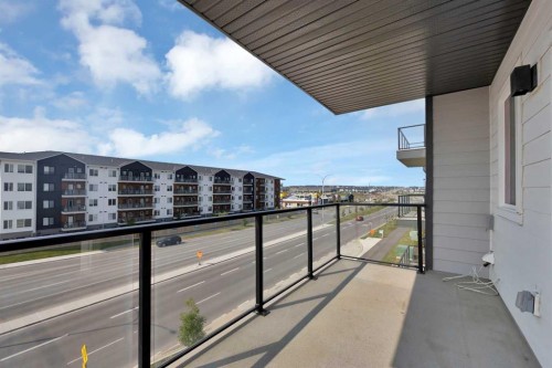 3315-33 Carringham Gate Nw, Calgary, AB - Outdoor With Balcony With Exterior