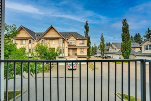 199 Cedarwood Lane Sw, Calgary, AB - Outdoor