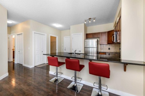 108-22 Panatella Road Nw, Calgary, AB - Indoor Photo Showing Kitchen