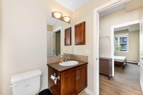 108-22 Panatella Road Nw, Calgary, AB - Indoor Photo Showing Bathroom