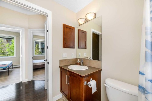 108-22 Panatella Road Nw, Calgary, AB - Indoor Photo Showing Bathroom