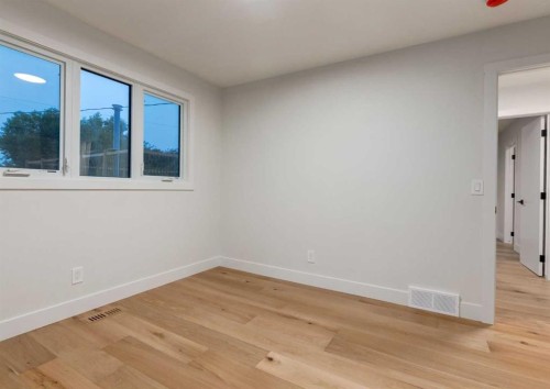 6460 Silver Ridge Way Nw, Calgary, AB - Indoor Photo Showing Other Room
