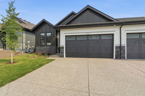 648 Shawnee Terrace Sw, Calgary, AB - Outdoor