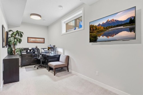 648 Shawnee Terrace Sw, Calgary, AB - Indoor Photo Showing Office