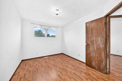 148 Fonda Drive Se, Calgary, AB - Indoor Photo Showing Other Room