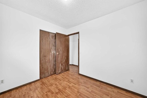 148 Fonda Drive Se, Calgary, AB - Indoor Photo Showing Other Room
