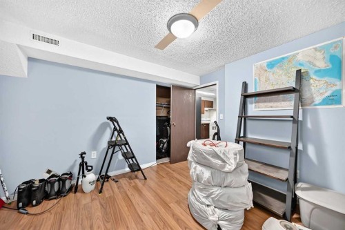 148 Fonda Drive Se, Calgary, AB - Indoor