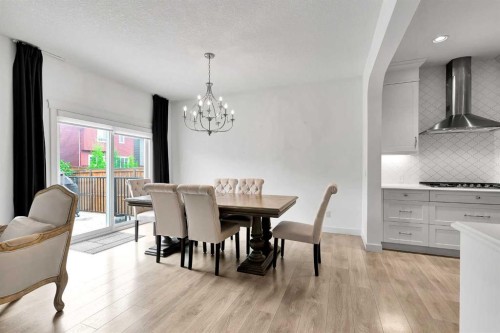 154 Buckskin Way, Cochrane, AB - Indoor Photo Showing Dining Room